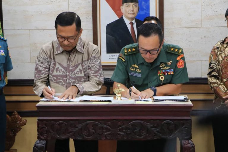 Kemhan dan Sinar Mas teken kerja sama dukung komponen cadangan