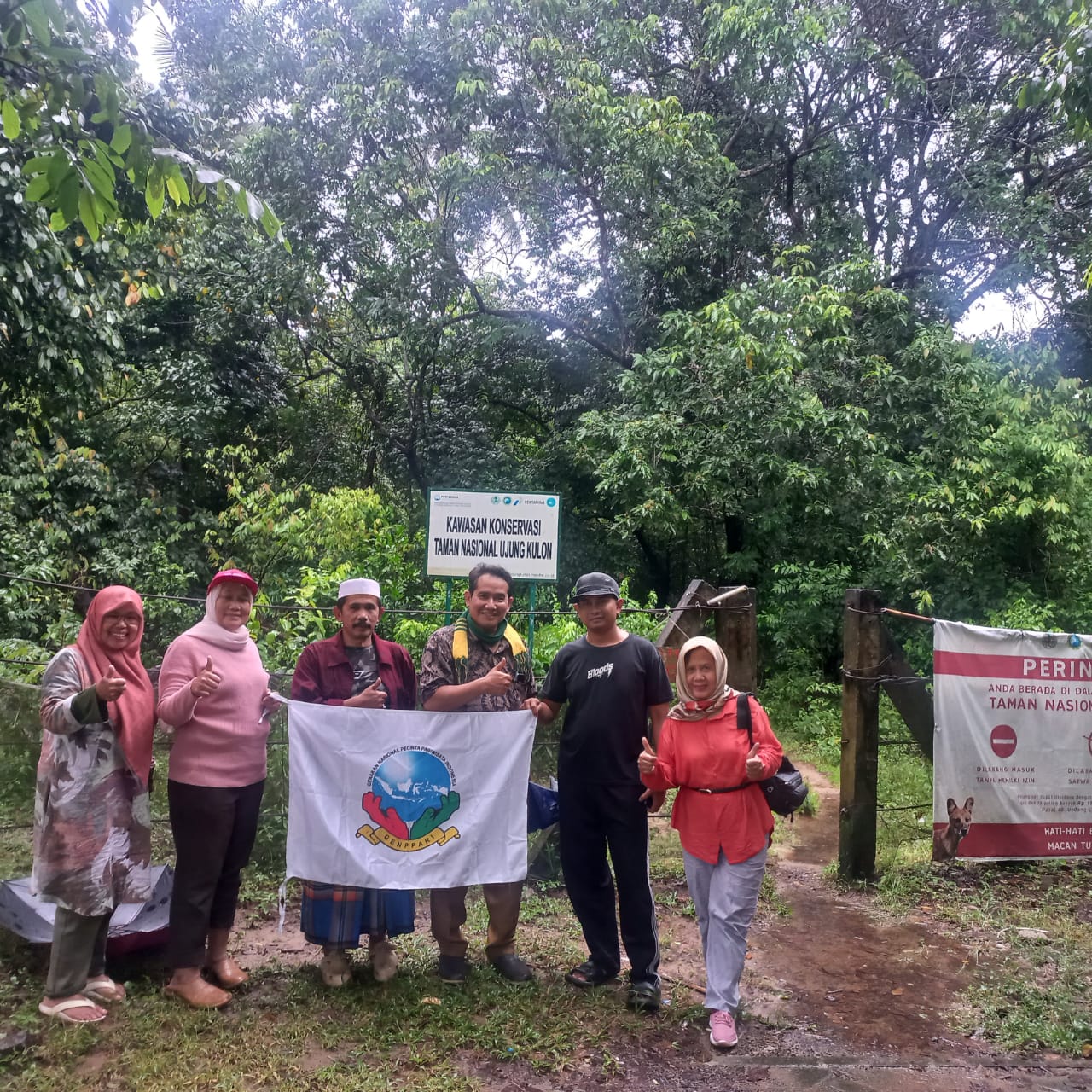 Prawita GENPPARI dukung pelestarian badak jawa di Taman Nasional Ujung Kulon, satu-satunya habitat alami spesies langka bercula satu di dunia.